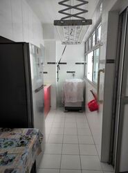 Blk 424B Orchid Spring @ Yishun (Yishun), HDB 2 Rooms #460860351